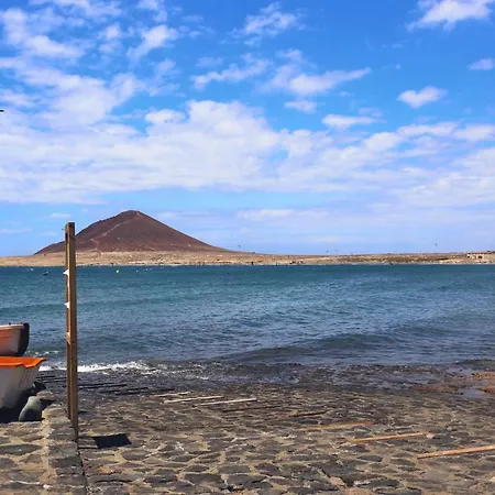 Sea And Mountain View Magallanes Apartment El Medano (Tenerife)
