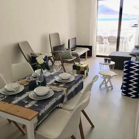 Sea And Mountain View Magallanes Apartment