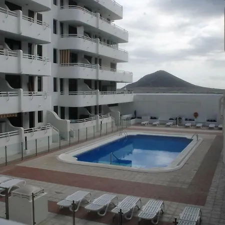 Sea And Mountain View Magallanes Apartment