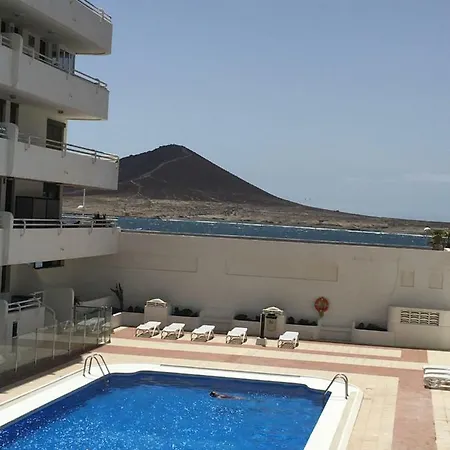 Sea And Mountain View Magallanes Apartment